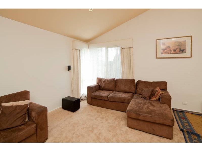 2 Towong Street, Dandenong North VIC 3175