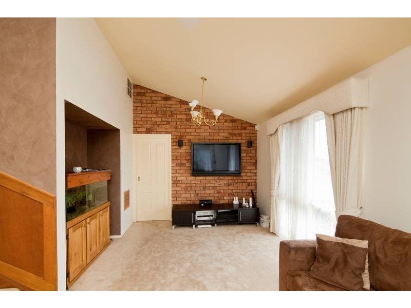 2 Towong Street, Dandenong North VIC 3175