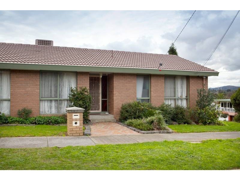 2 Towong Street, Dandenong North VIC 3175
