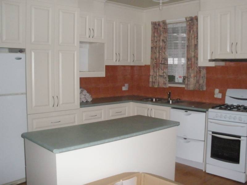 10 Tallow wood Street, Frankston North VIC 3200