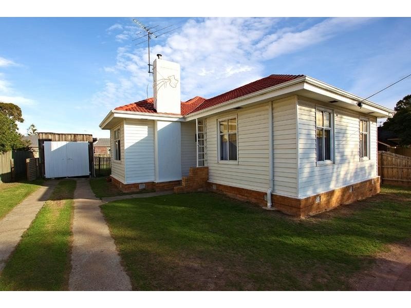 10 Woolert Street, Ashwood VIC 3147