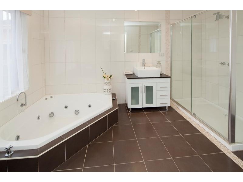 3 George Avenue, Hallam VIC 3803