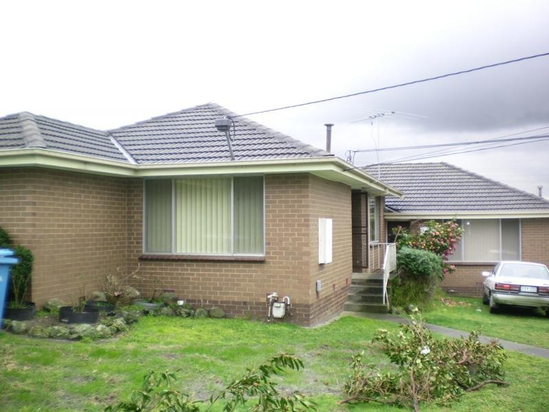 1/6 Sabine avenue, Dandenong North VIC 3175
