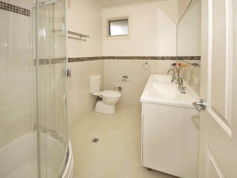 35 Einstein Avenue, Mulgrave VIC 3170