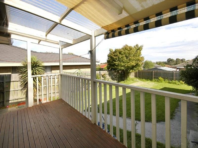 35 Einstein Avenue, Mulgrave VIC 3170