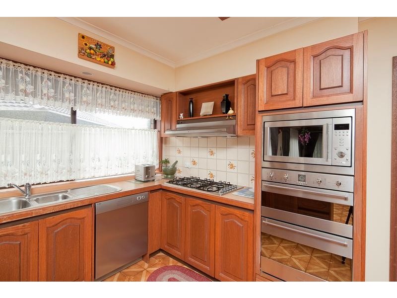 4 Luciella Court, Dandenong North VIC 3175