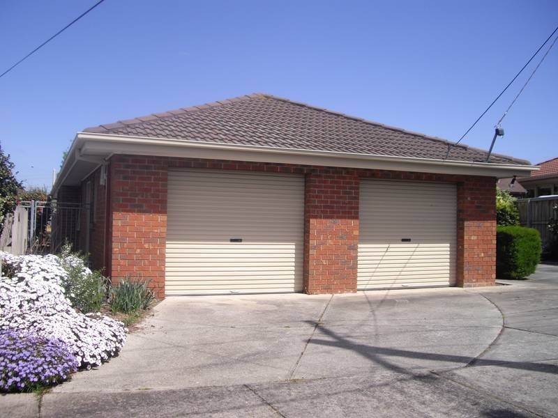 14 Huckson Rise, Dandenong North VIC 3175