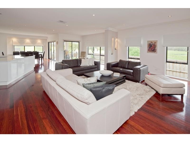 14 Royal Oak Court, Mulgrave VIC 3170