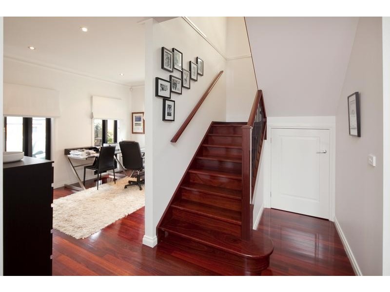 14 Royal Oak Court, Mulgrave VIC 3170