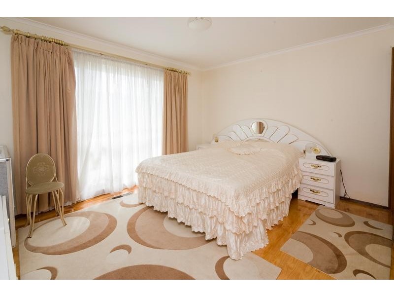 9 Dowell Court, Dandenong North VIC 3175