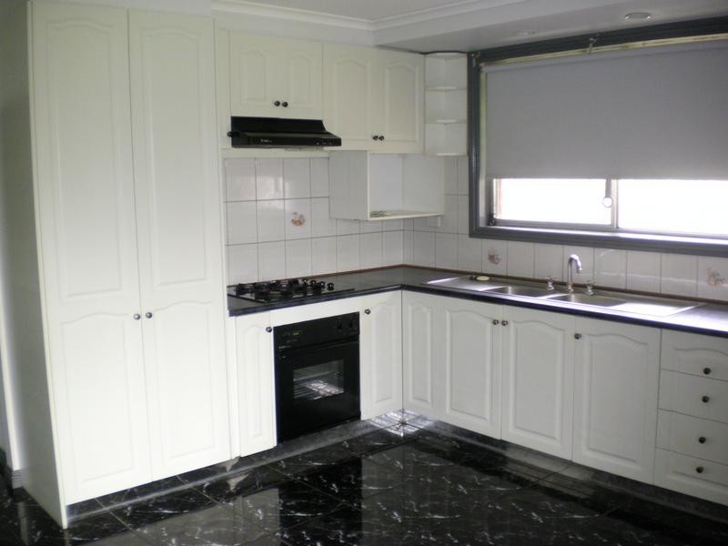 38 Aberdeen Drive, Dandenong North VIC 3175