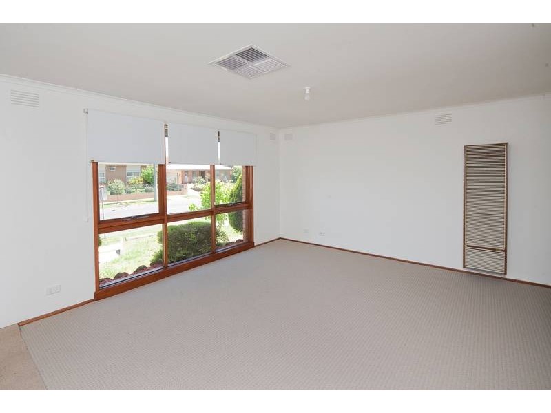 2 Ahern Street, Noble Park North VIC 3174