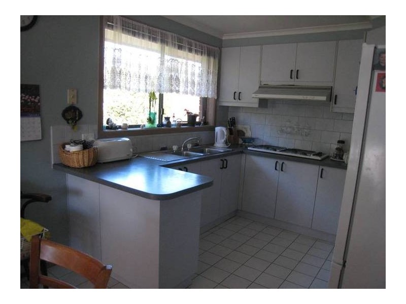 1/56 Arthur Phillip Drive, Endeavour Hills VIC 3802