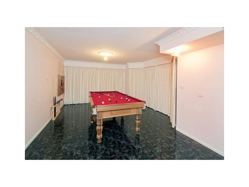 36 David Collins Drive, Endeavour Hills VIC 3802