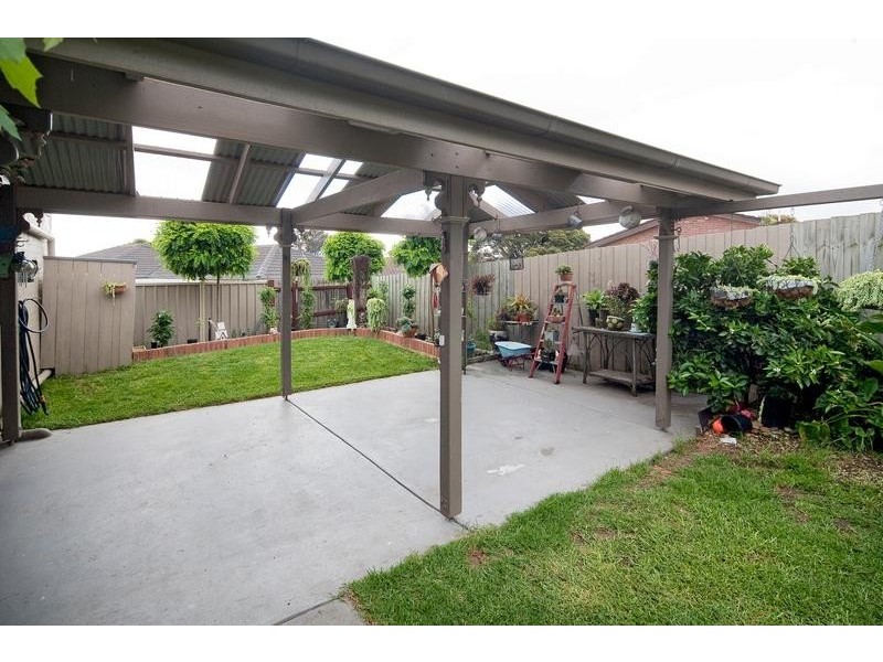 34 Zachary Hicks Crescent, Endeavour Hills VIC 3802