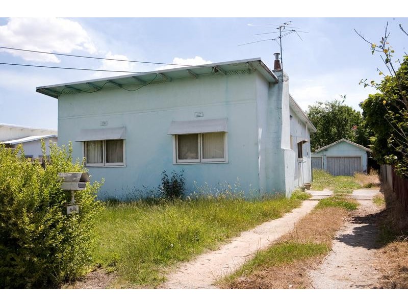 68 Hillside Street, Springvale VIC 3171