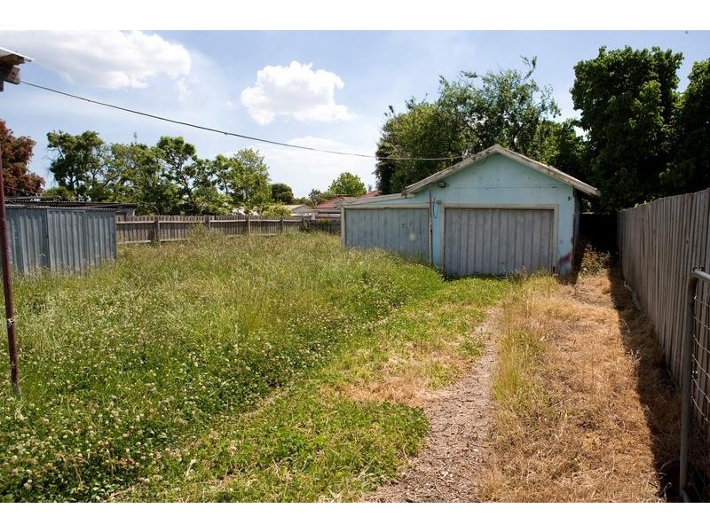 68 Hillside Street, Springvale VIC 3171