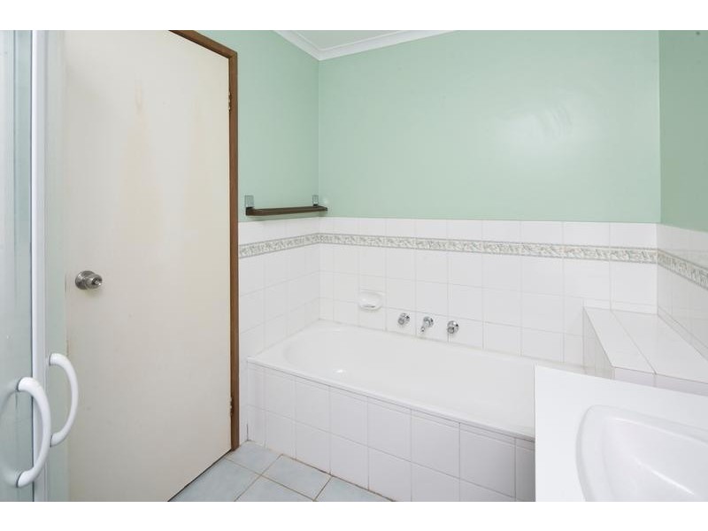 9 Eppalock Court, Noble Park North VIC 3174
