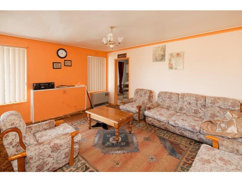 82 Ellen Street, Springvale VIC 3171
