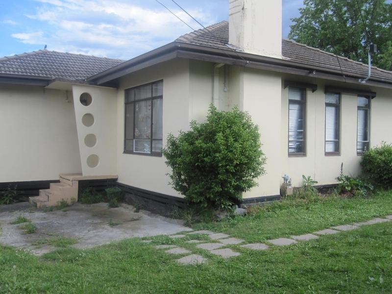 36 Curtin Crescent, Dandenong North VIC 3175