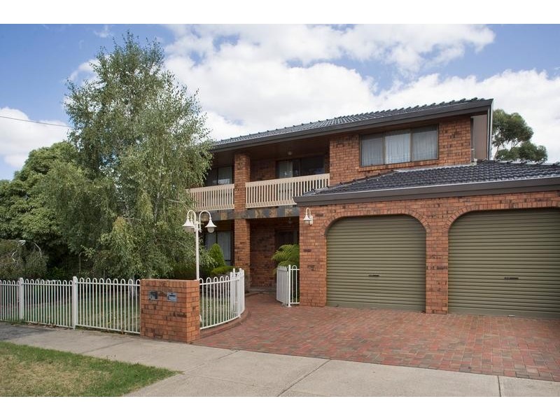 74 Bellbrook Drive, Dandenong North VIC 3175