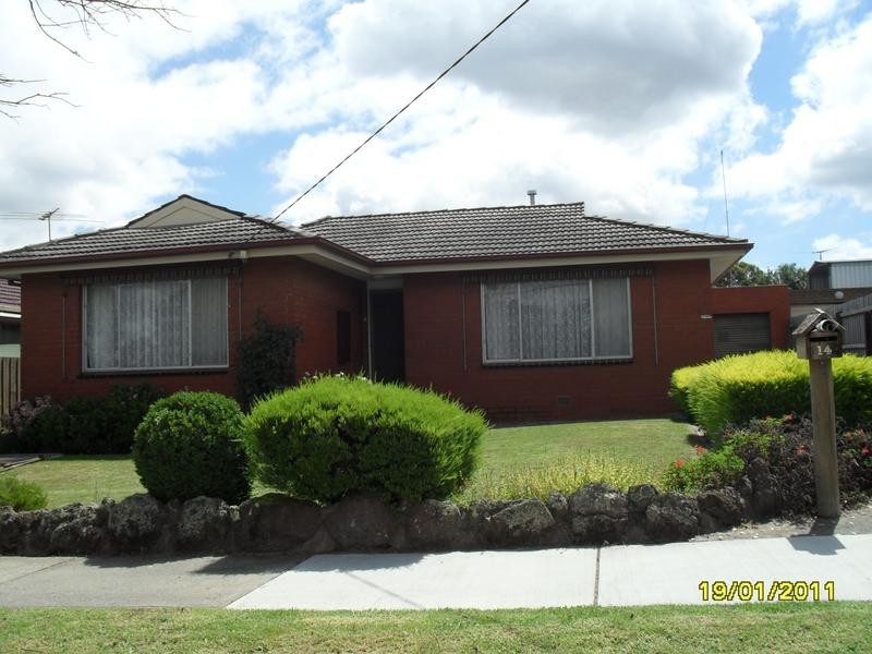 14 Apex, Dandenong North VIC 3175
