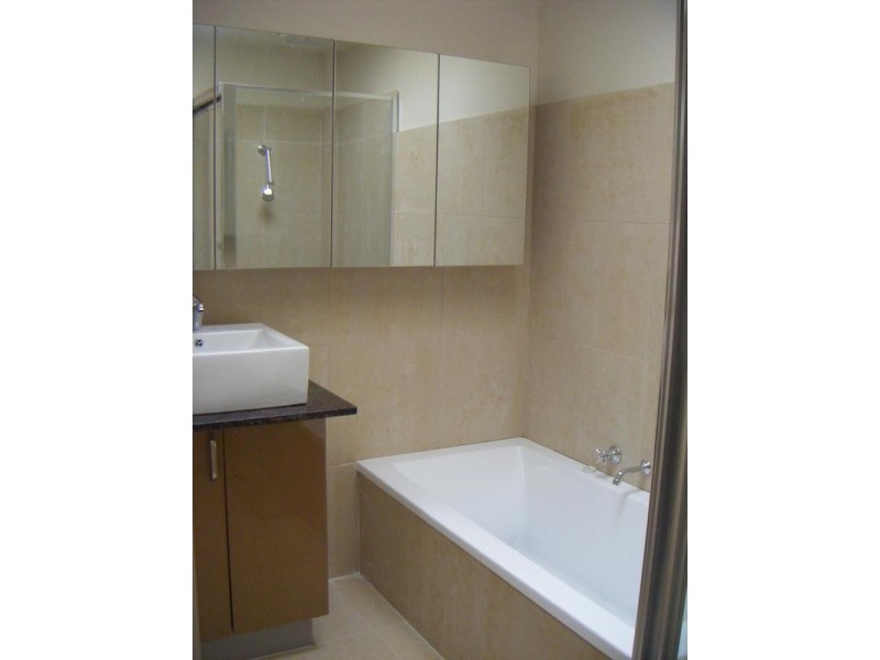 2/6 Galos Place, Noble Park North VIC 3174