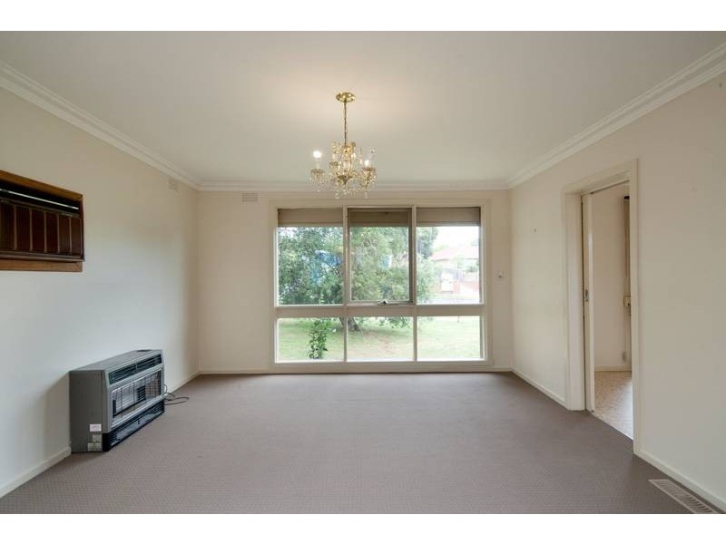 2 Jacksons Road, Noble Park North VIC 3174