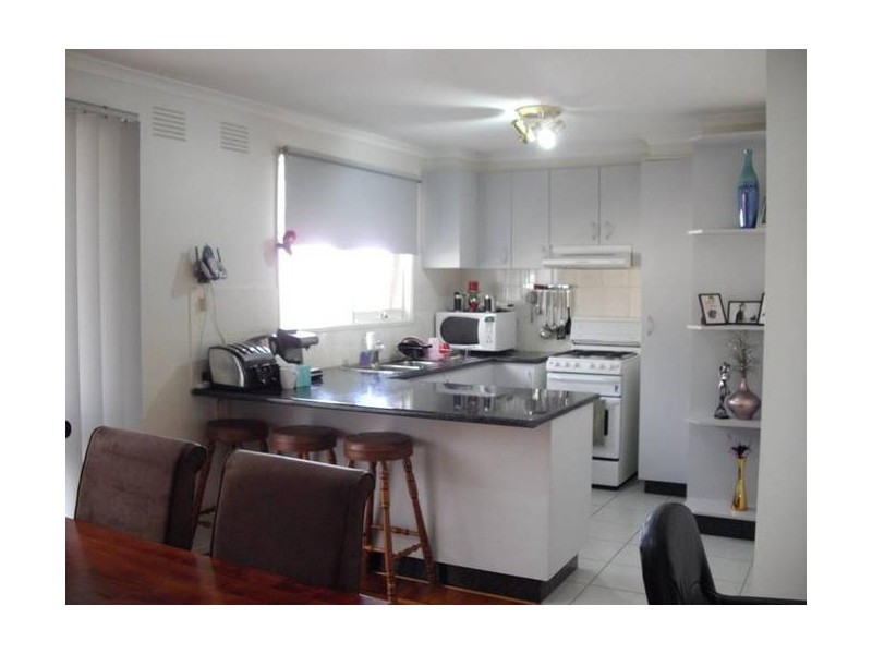 17 Aaran Close, Endeavour Hills VIC 3802