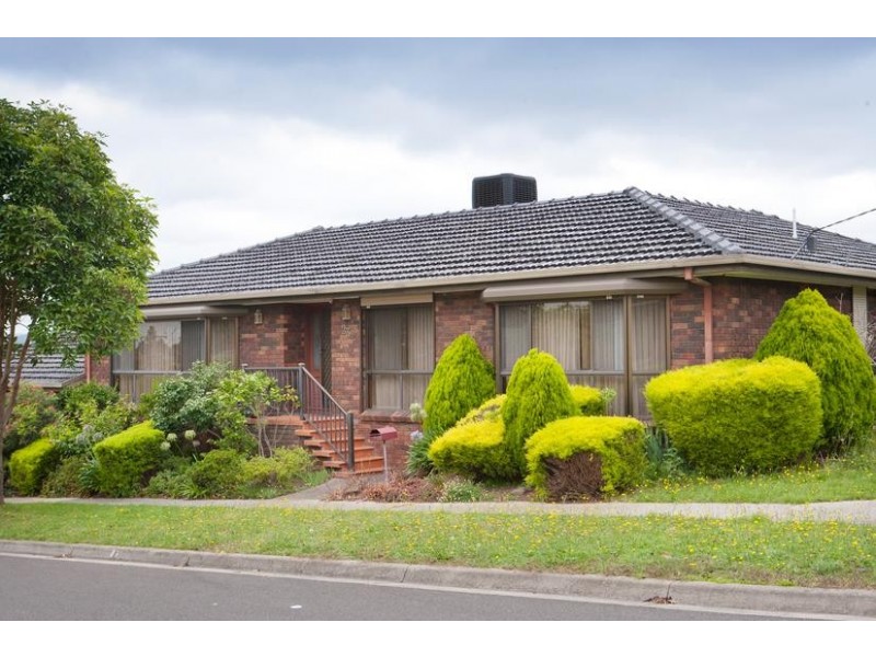 23 Bellbrook Drive, Dandenong North VIC 3175