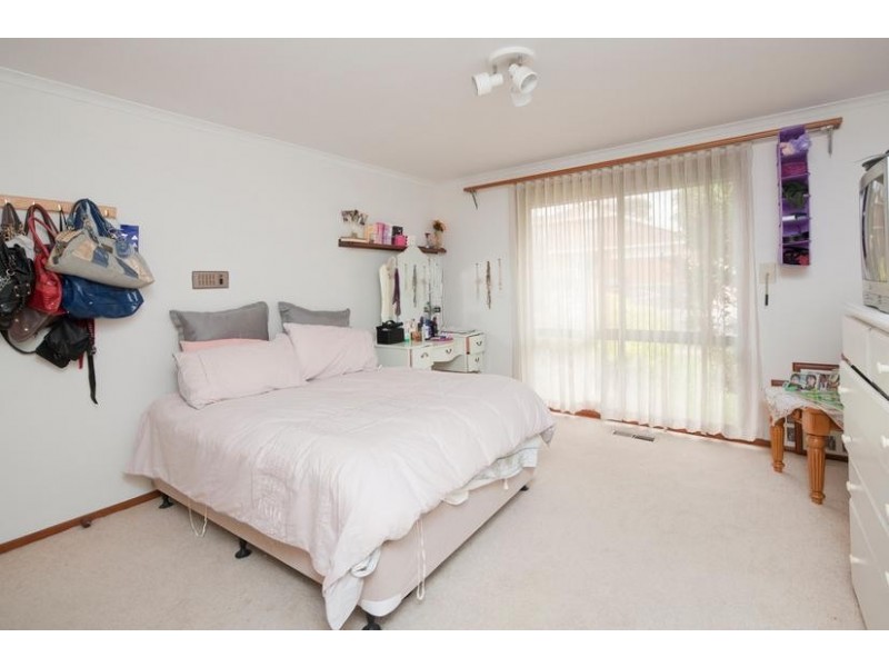 23 Bellbrook Drive, Dandenong North VIC 3175
