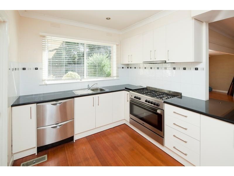 25 Carson Street, Mulgrave VIC 3170
