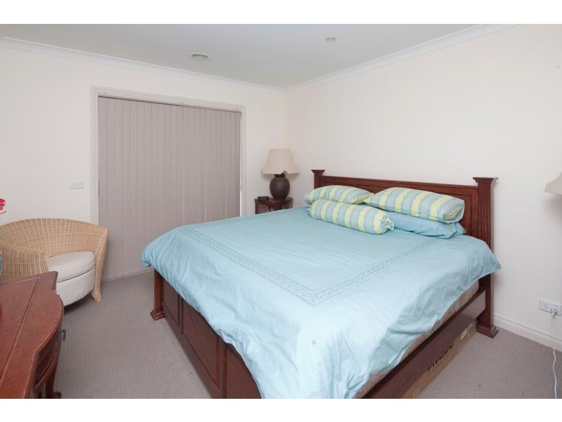 2/4 Lyons Court, Dandenong North VIC 3175