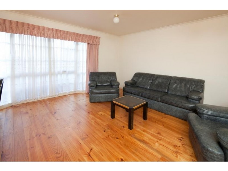 19 Manning Drive, Noble Park North VIC 3174