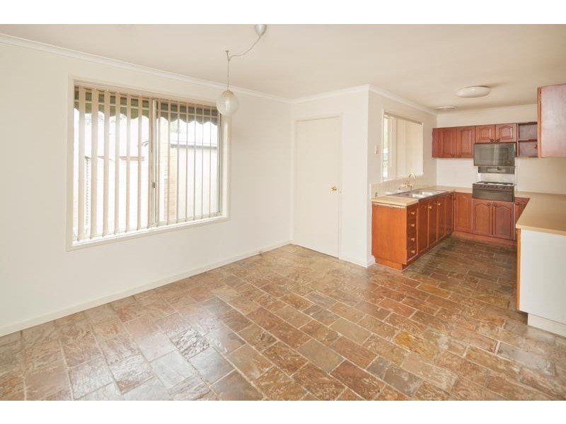 6 Timberglade Drive, Noble Park North VIC 3174