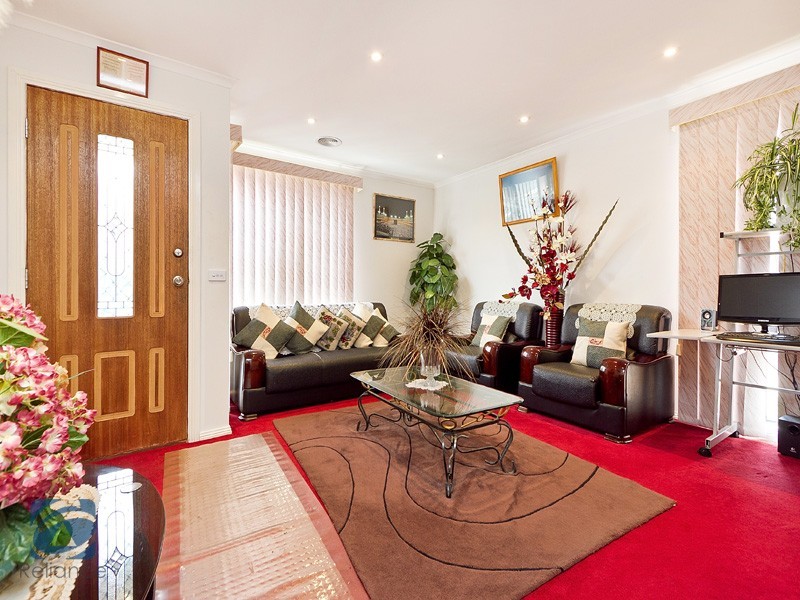 17 Wattle Drive, Doveton VIC 3177