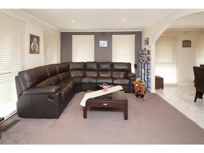 2 Nimbin Court, Noble Park North VIC 3174