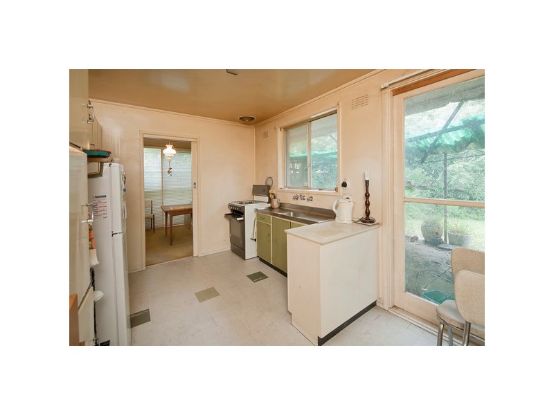 8 Tennyson Court, Mulgrave VIC 3170