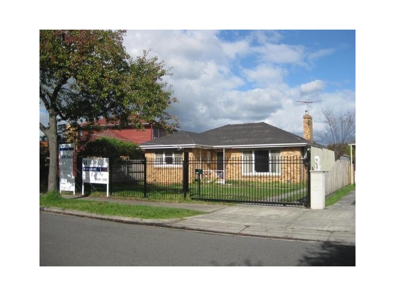 12 Broadoak street, Noble Park VIC 3174