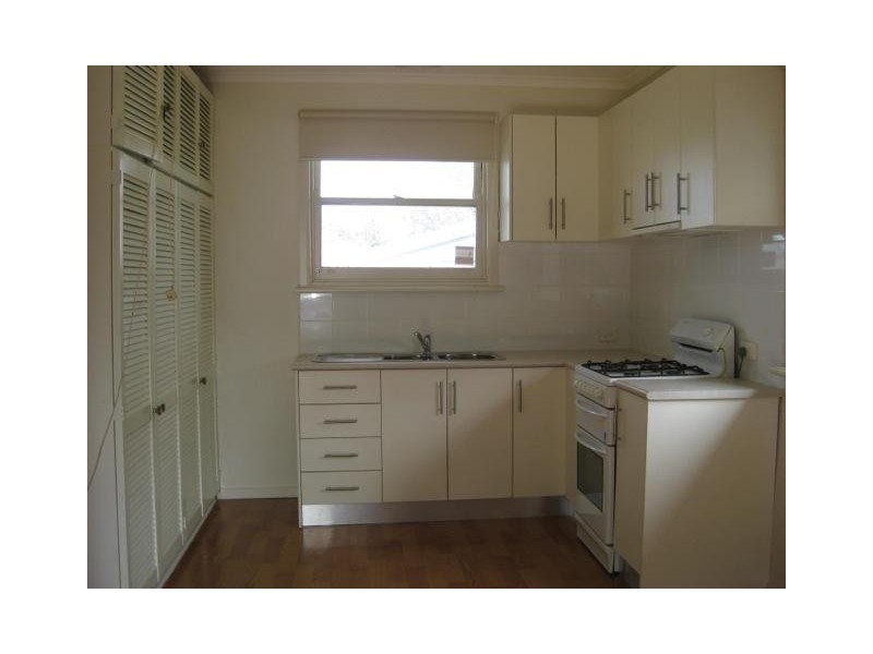 12 Broadoak street, Noble Park VIC 3174