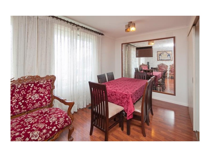 21 Sunrise Drive, Mulgrave VIC 3170