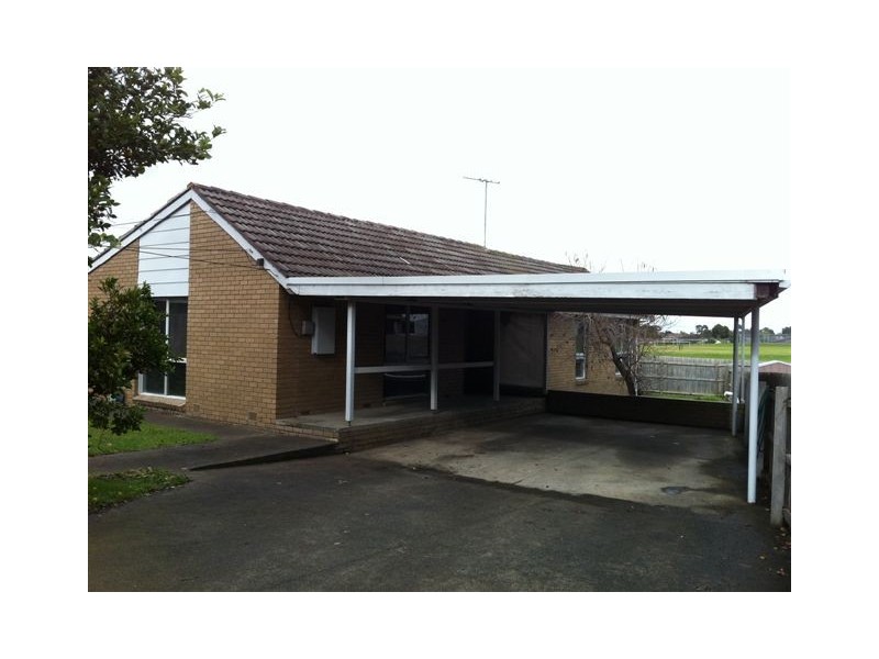 24 Wincanton court, Mulgrave VIC 3170