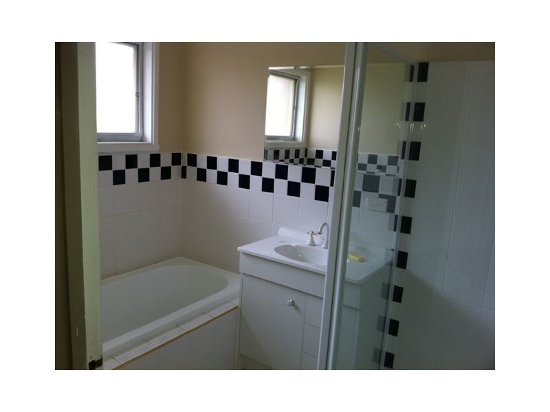 24 Wincanton court, Mulgrave VIC 3170