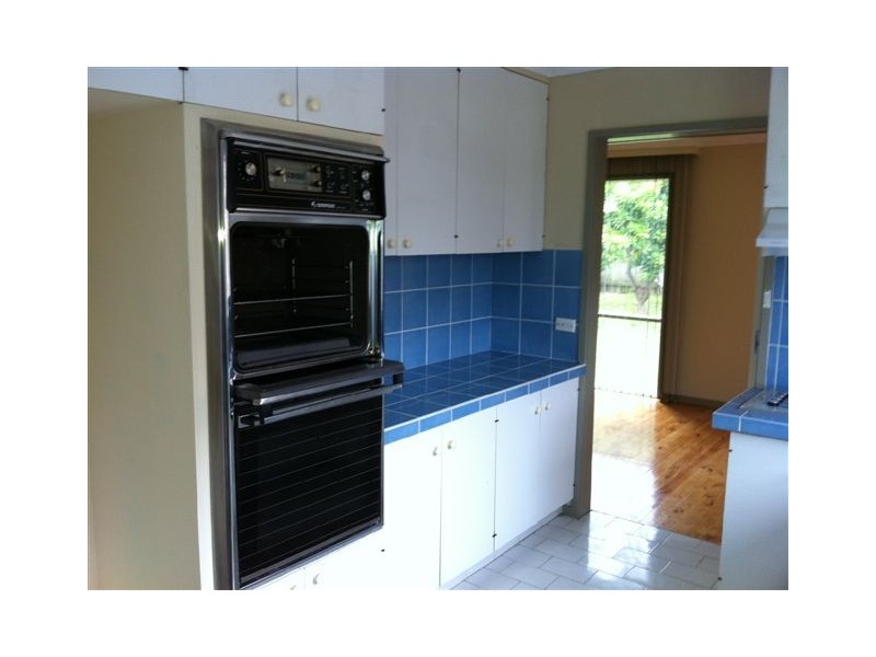 24 Wincanton court, Mulgrave VIC 3170