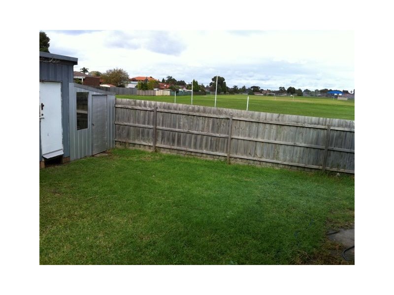 24 Wincanton court, Mulgrave VIC 3170