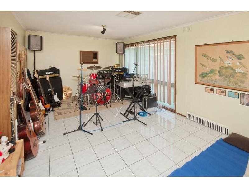 14 Brougham Square, Mulgrave VIC 3170