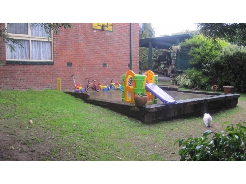 13 Mark Court, Dandenong North VIC 3175