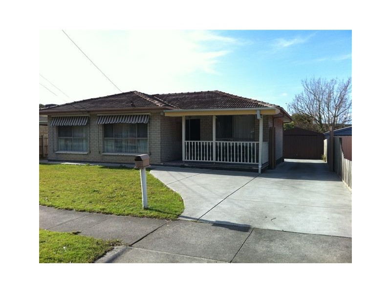 15 Fair Cresent, Dandenong North VIC 3175