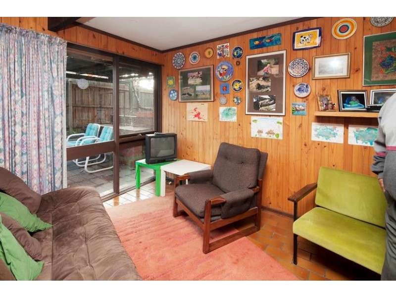 18 Withers Avenue, Mulgrave VIC 3170