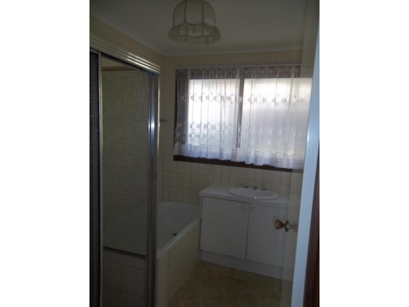 11 Glenelg Street, Dandenong North VIC 3175